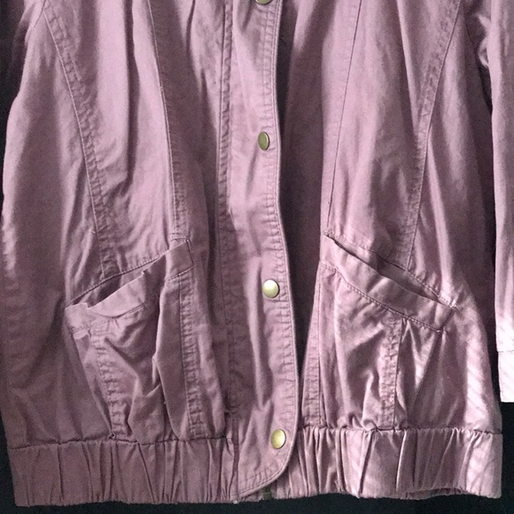 Mauve colored utility type jacket - Picture 3 of 4